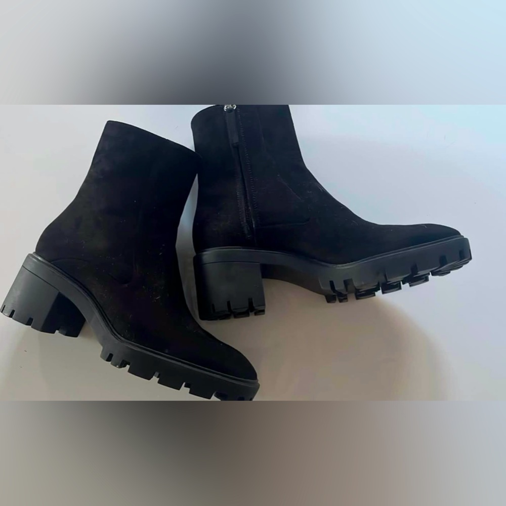 Zara Black Chunky Heel Faux Suede Ankle Boots